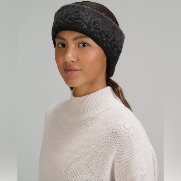 LULULEMON Women's Black and Gray Ombre Knit Textured Ear Warmer NWT